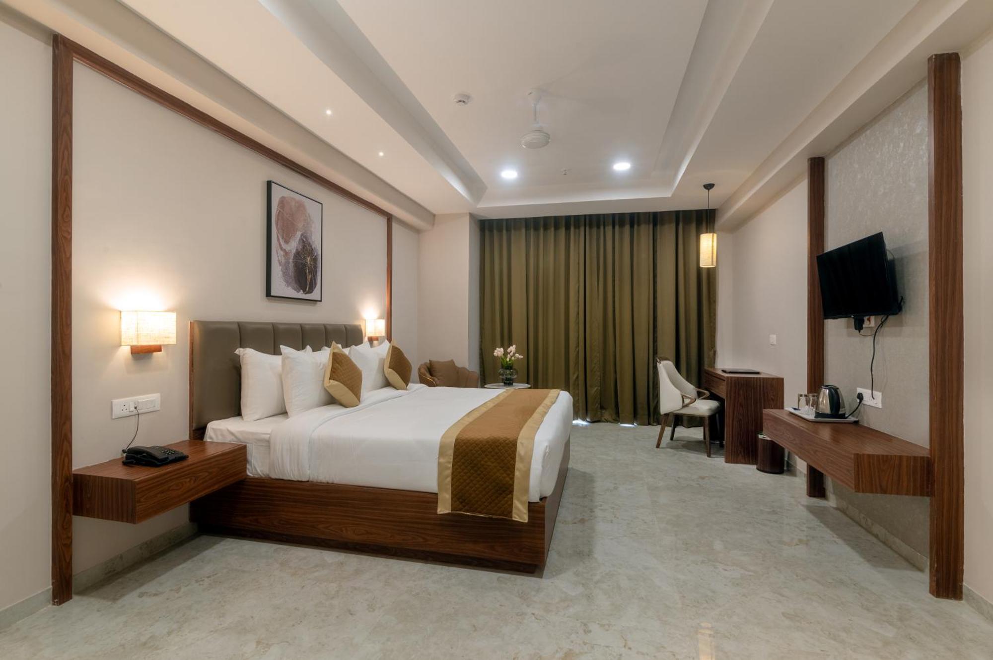 Vits Satyajeet Karad Hotel Exterior foto